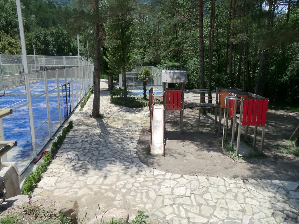 Camping L'Espelt La Pobla de Lillet Bagian luar foto