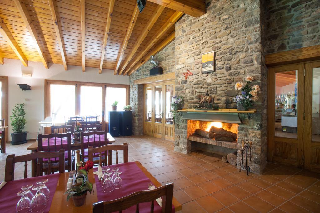 Camping L'Espelt La Pobla de Lillet Bagian luar foto