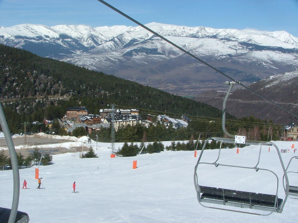 Camping L'Espelt La Pobla de Lillet Bagian luar foto