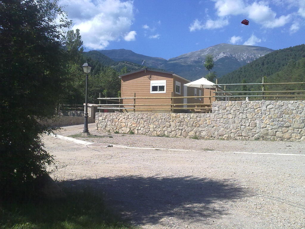 Camping L'Espelt La Pobla de Lillet Bagian luar foto