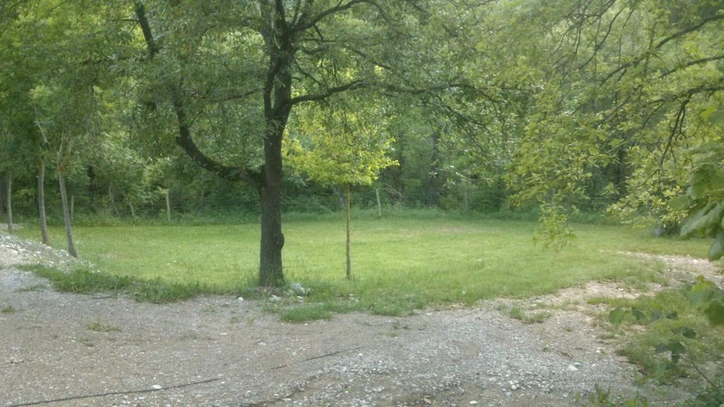 Camping L'Espelt La Pobla de Lillet Bagian luar foto